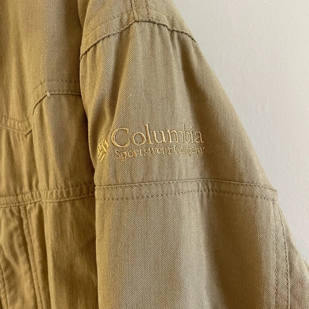 VINTAGE Columbia Sportswear Company 90s women’s tan jacket size Medium
